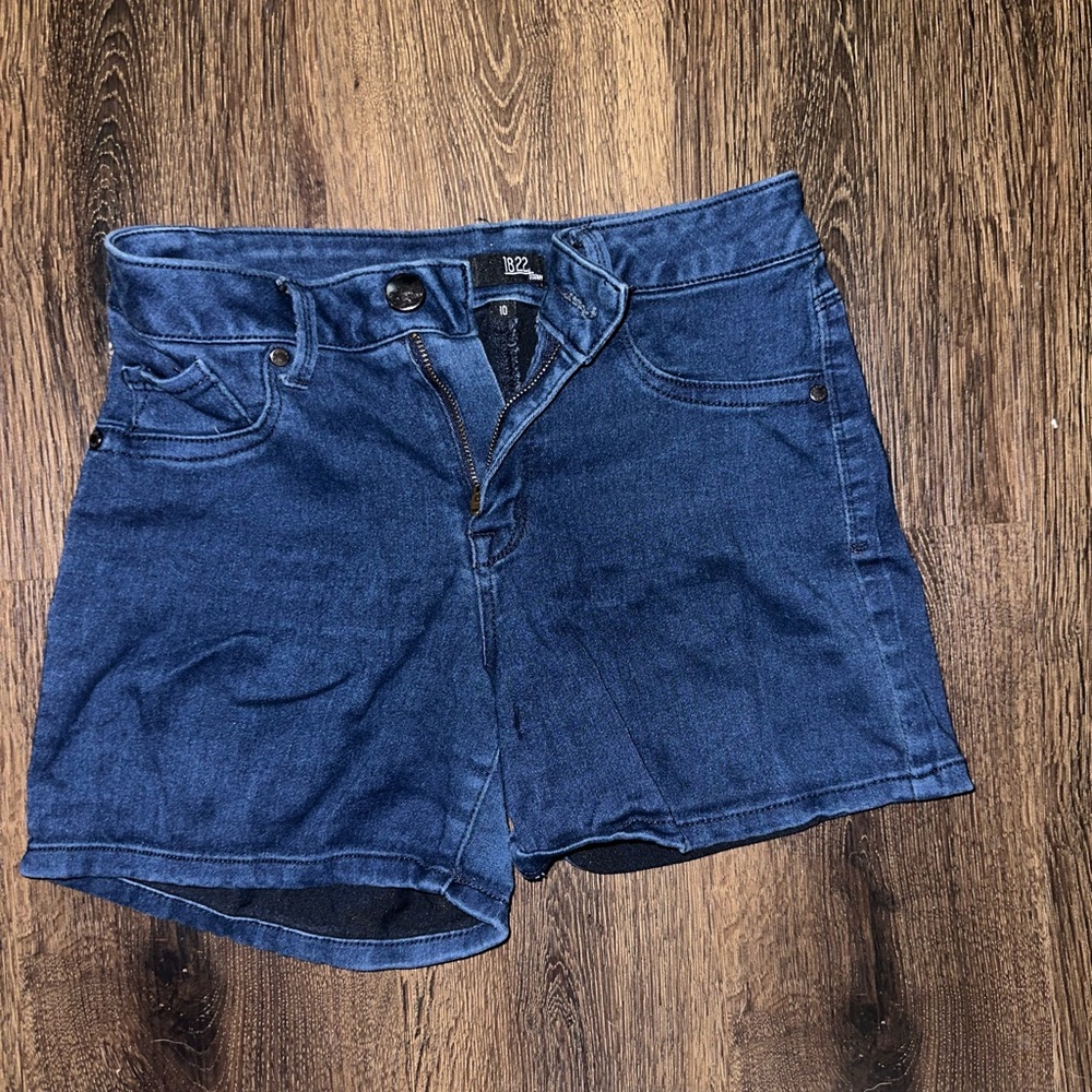 1822 Denim Dark Blue Jean Shorts